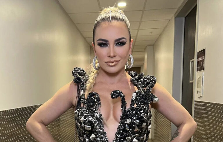 María José sorprendió a chilangos con palomazo en la Alameda de Bellas Artes: “Una travesura” María José sorprendió a chilangos con palomazo en la Alameda de Bellas Artes: “Una travesura”