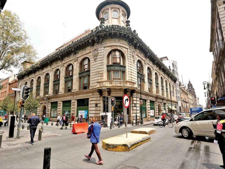 Por qué Carlos Slim está cerrando sucursales de Sanborns Por qué Carlos Slim está cerrando sucursales de Sanborns