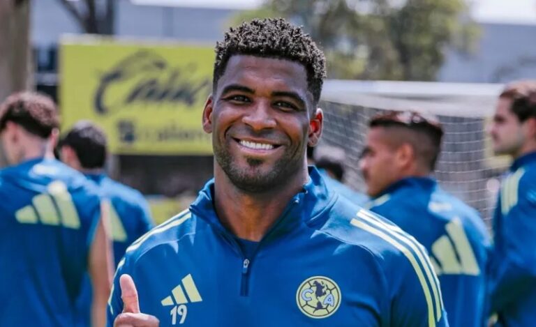 Ficha Club América al delantero colombiano Raul Zúñiga