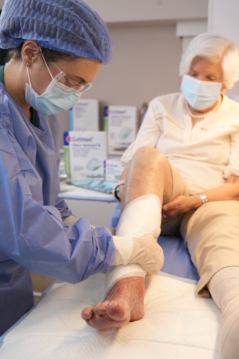 Tecnología avanzada controla fluido de las heridas, acelera cicatrización y reduce costos