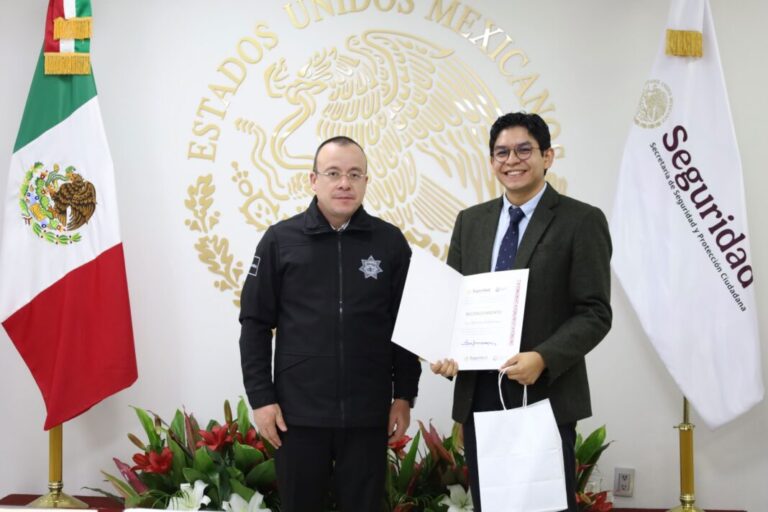 Premian a ganadores de los concursos de cuento y poesía en centros penitenciarios