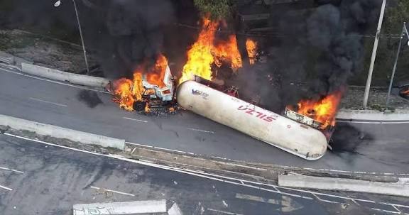 Atención a víctimas del accidente de la pipa en Iztapalapa será individual: Aseguradoras