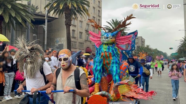 Desfila en la CDMX “Quimera”, el alebrije monumental creado por mujeres privadas de la libertad