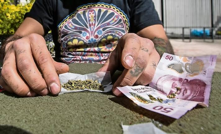 Logra FGE de QRoo vinculación a proceso de 16 personas por narcomenudeo