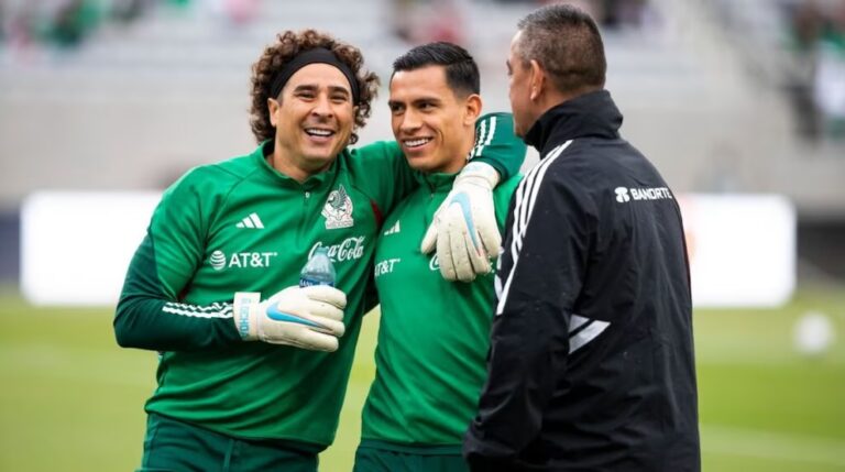 A me nos de un año del inicio del Mundial 2026, Aguirre tiene dudas sobre quién será el portero
