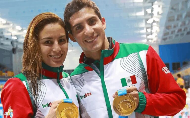 Paola Espinosa acusa a Rommel Pacheco de quitarle una casa