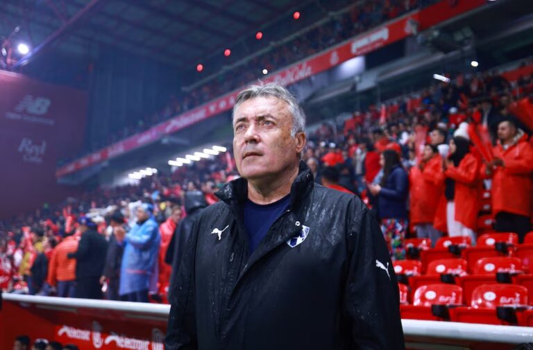 Rayados “le dan las gracias” a Domènec Torrente