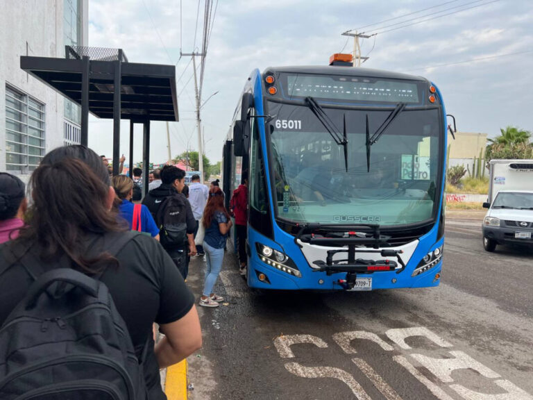 Crece sistema de transporte queretano Qrobus número de unidades