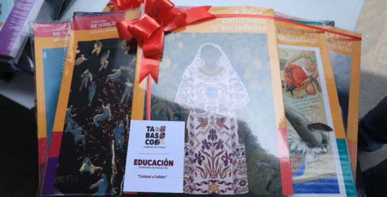 Comenzó en Tabasco la distribución de más de 3 millones de libros de textos para el ciclo escolar 2026-2027