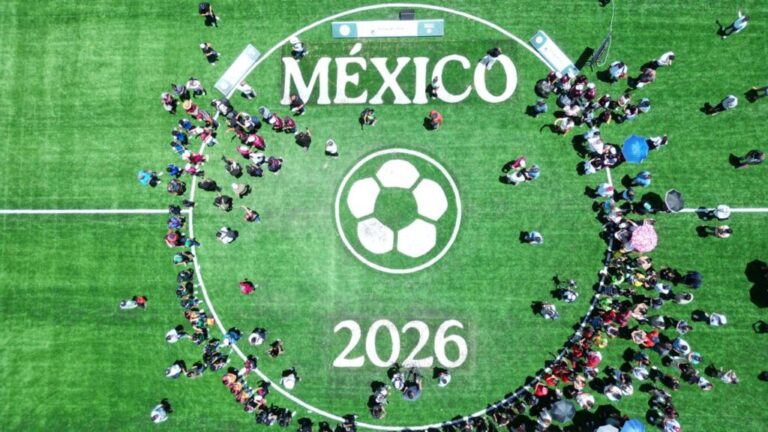 Inaugura en QRoo 46 canchas y multicanchas del Mundial Social 2026 en 11 municipios