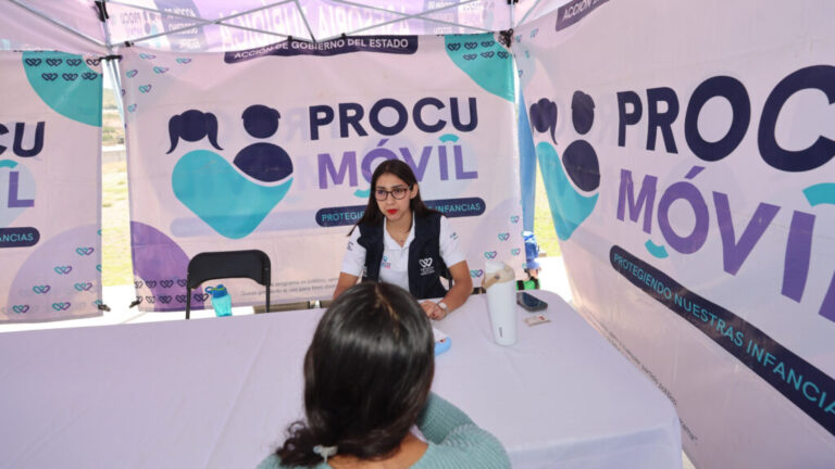 En Querétaro, más de dos mil estudiantes son atendidos con Procu Móvil del SEDIF