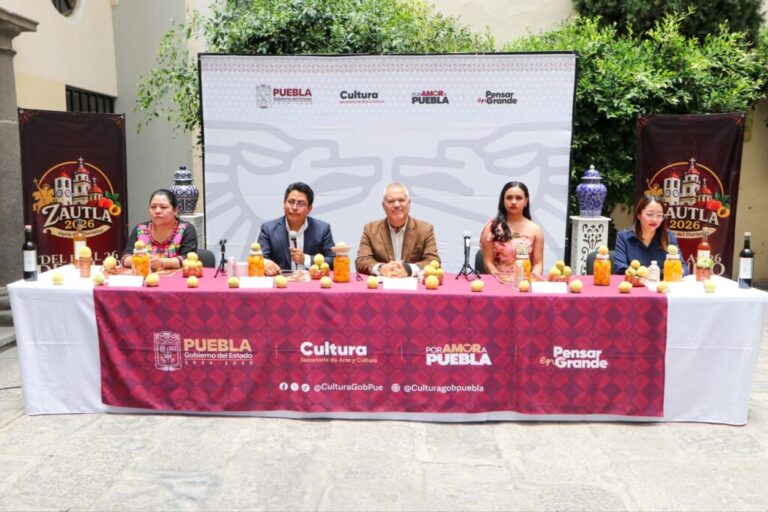 Presentan en Puebla la Feria del Durazno Zautla 2026