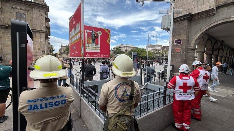 Tras manifestación ciudadana pacífica, grupos generadores de violencia causan daños en sedes públicas de Jalisco